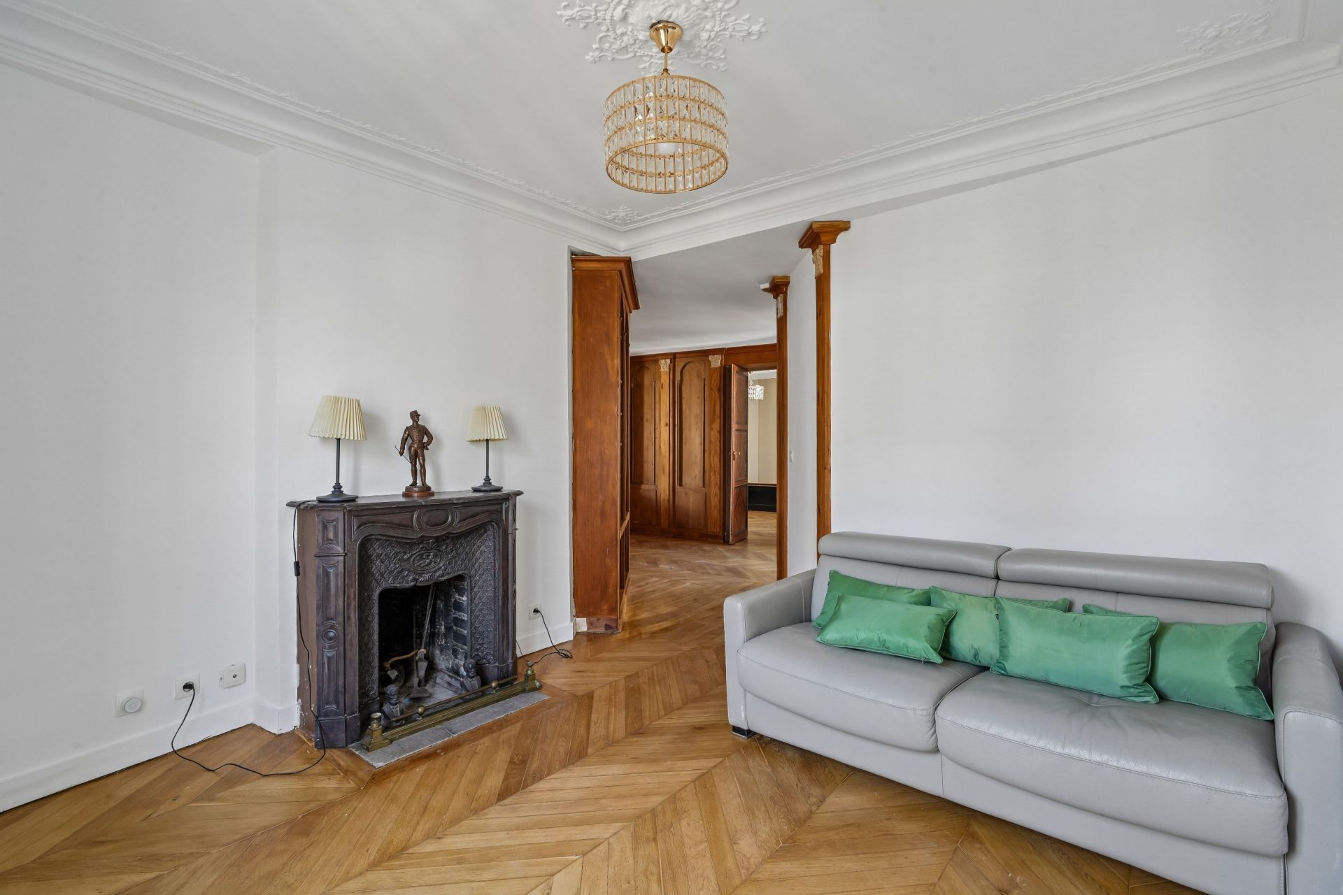 luxury apartment 3 Rooms for sale on PARIS (75008)