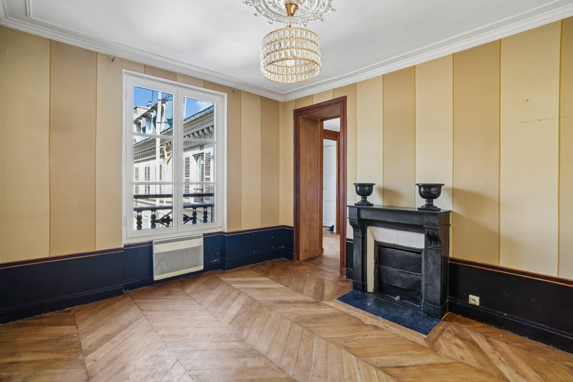 luxury apartment 3 Rooms for sale on PARIS (75008)