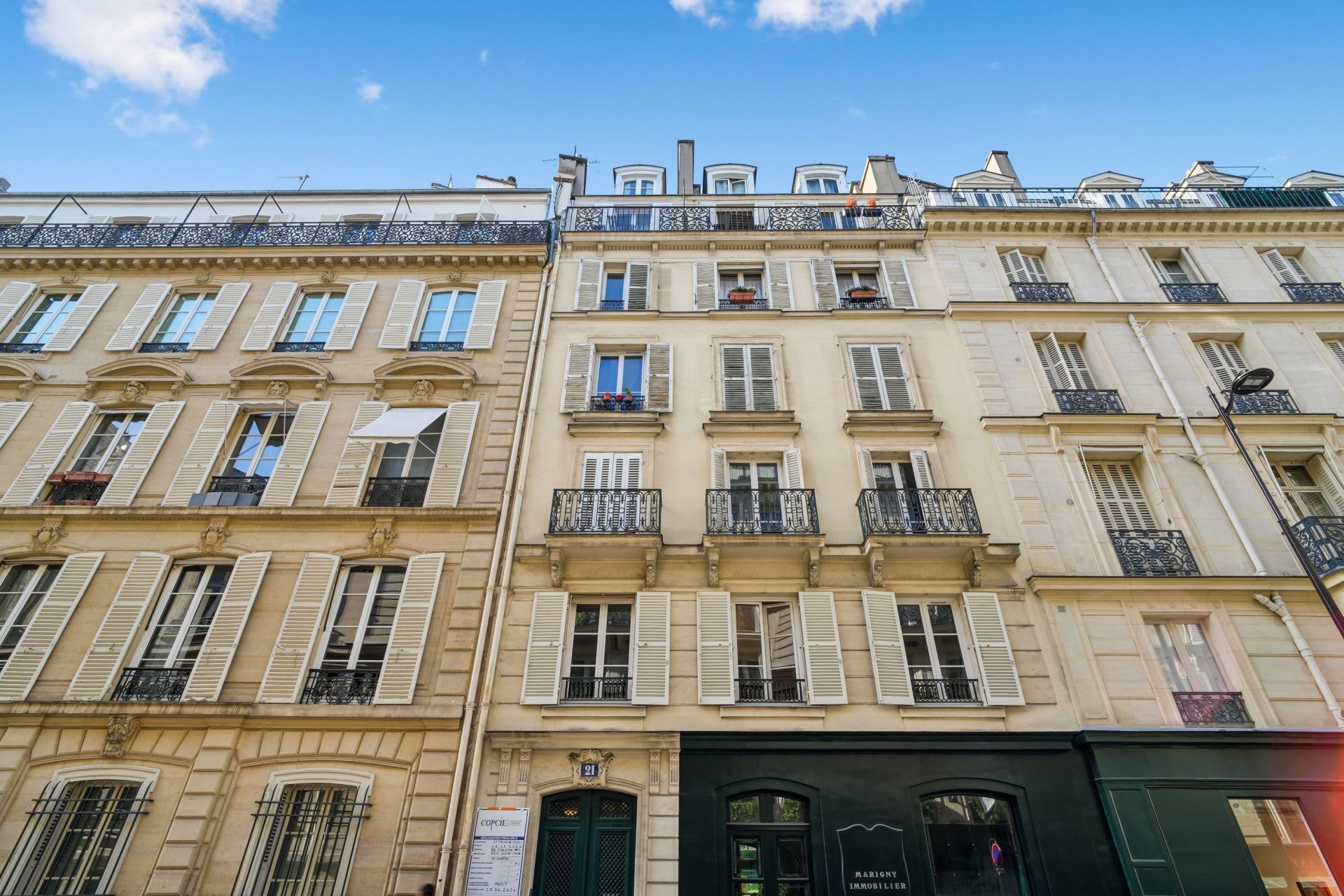 luxury apartment 3 Rooms for sale on PARIS (75008)