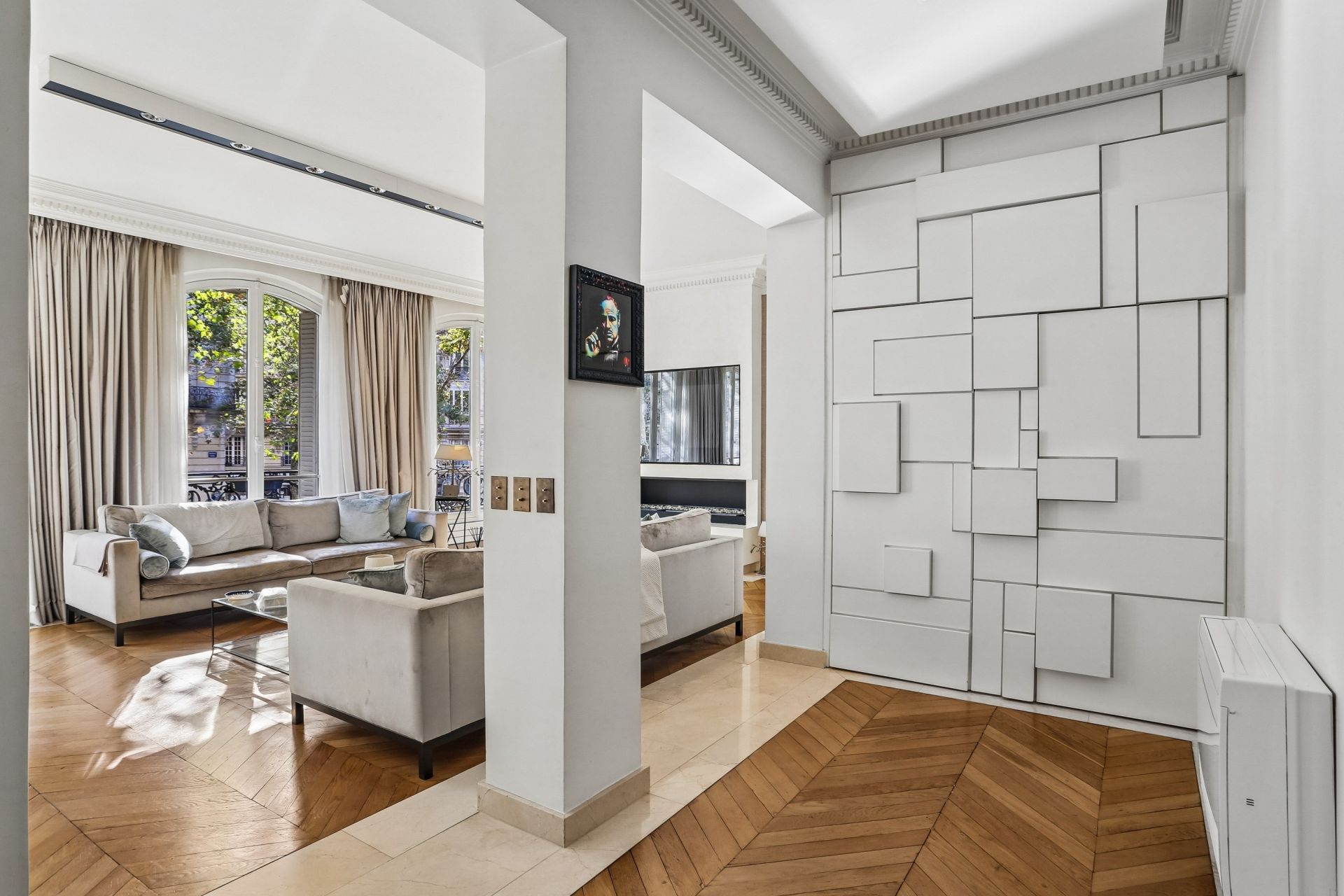 luxury apartment 6 Rooms for sale on PARIS (75017)