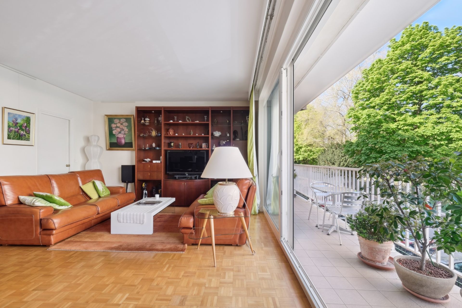 luxury apartment 4 Rooms for sale on NEUILLY SUR SEINE (92200)