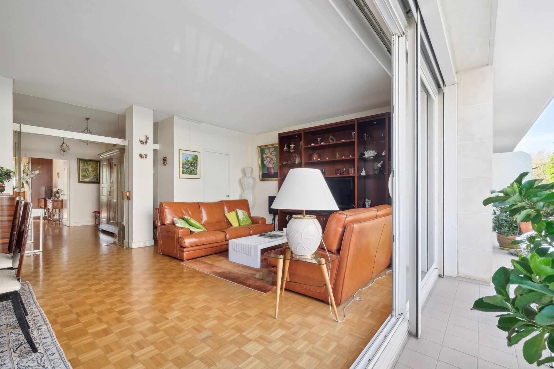 luxury apartment 4 Rooms for sale on NEUILLY SUR SEINE (92200)