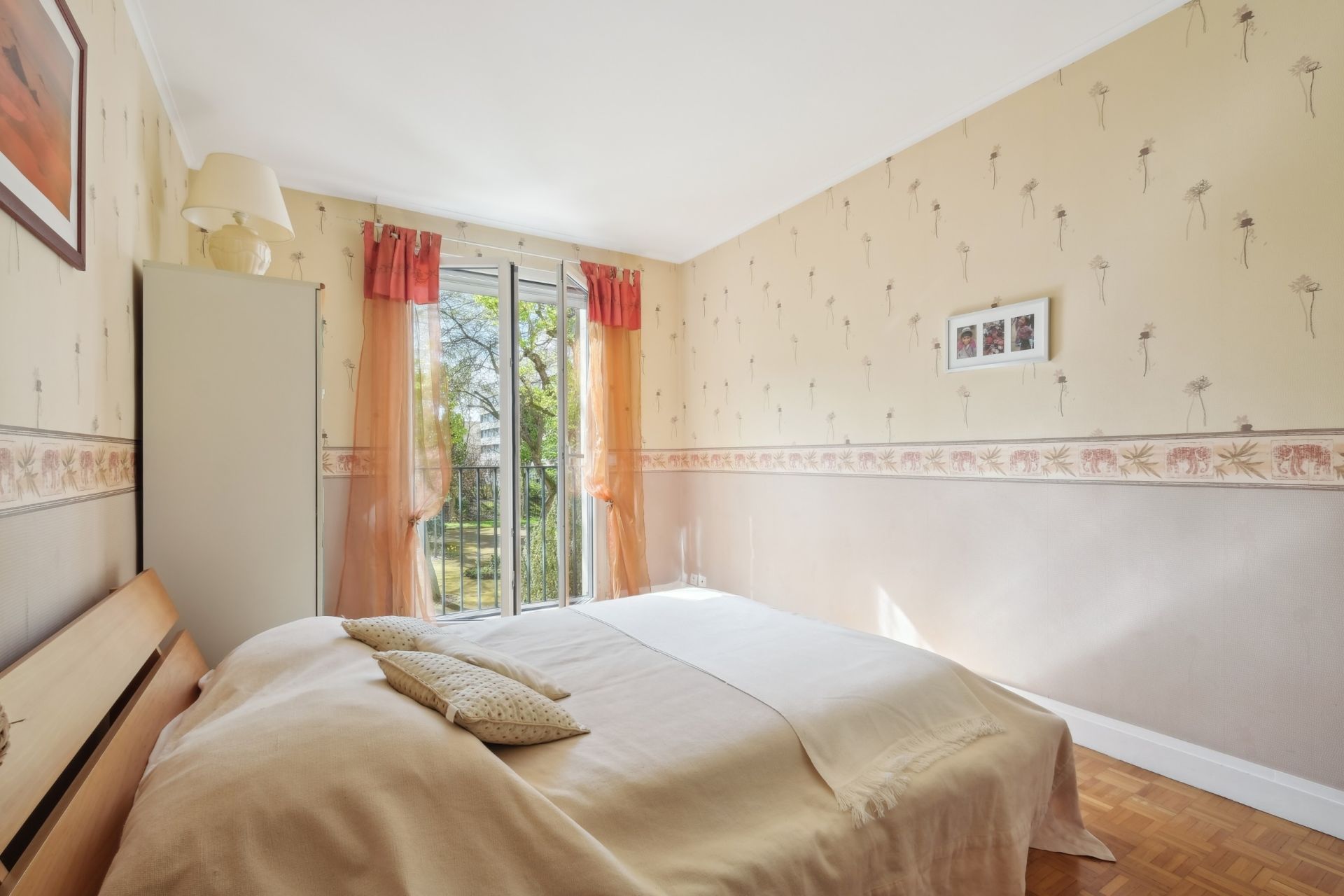 luxury apartment 4 Rooms for sale on NEUILLY SUR SEINE (92200)