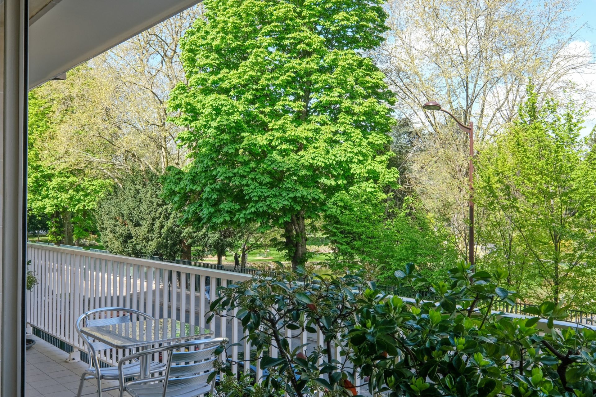 luxury apartment 4 Rooms for sale on NEUILLY SUR SEINE (92200)