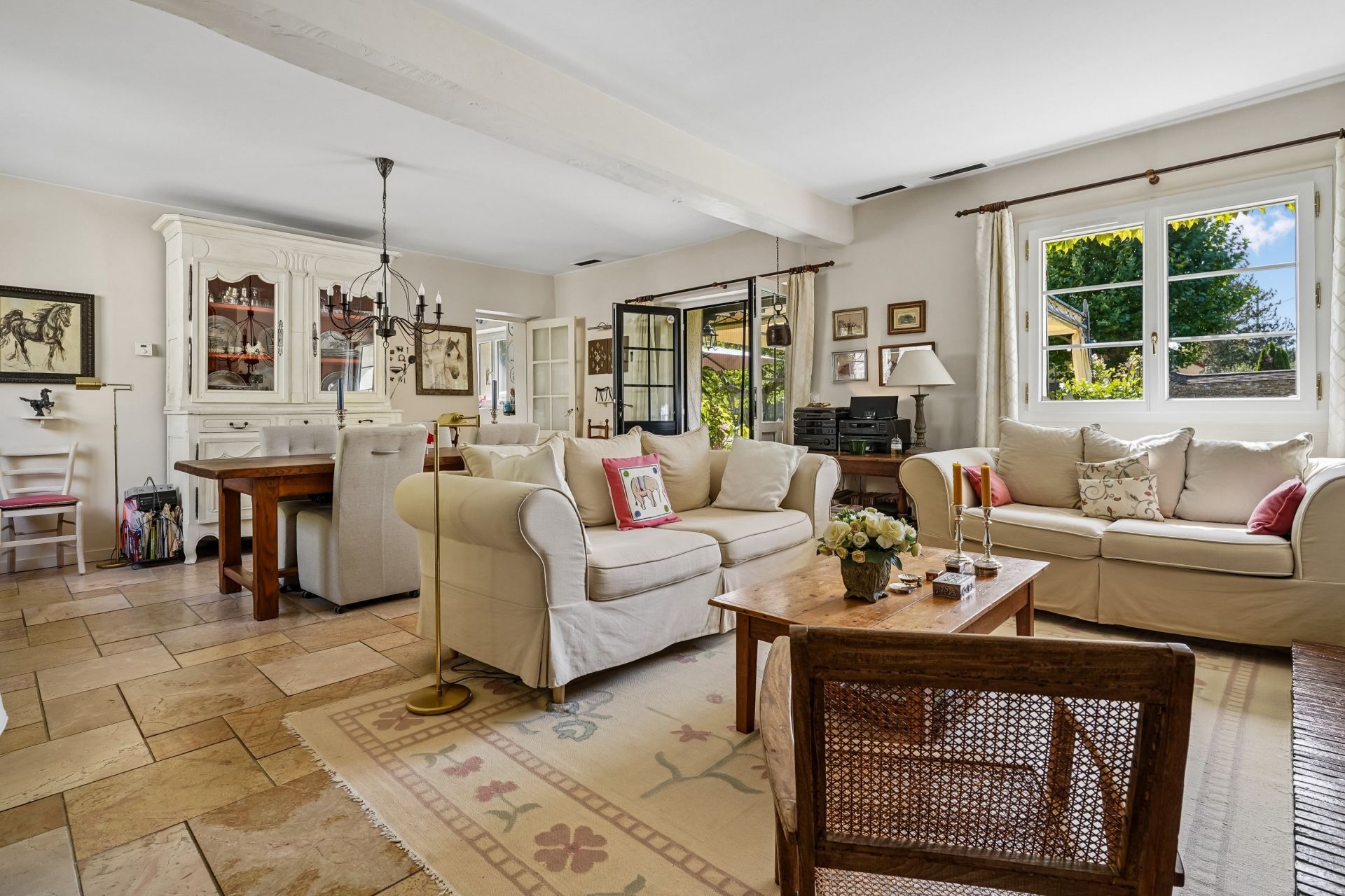 luxury house 7 Rooms for sale on POIGNY LA FORET (78125)
