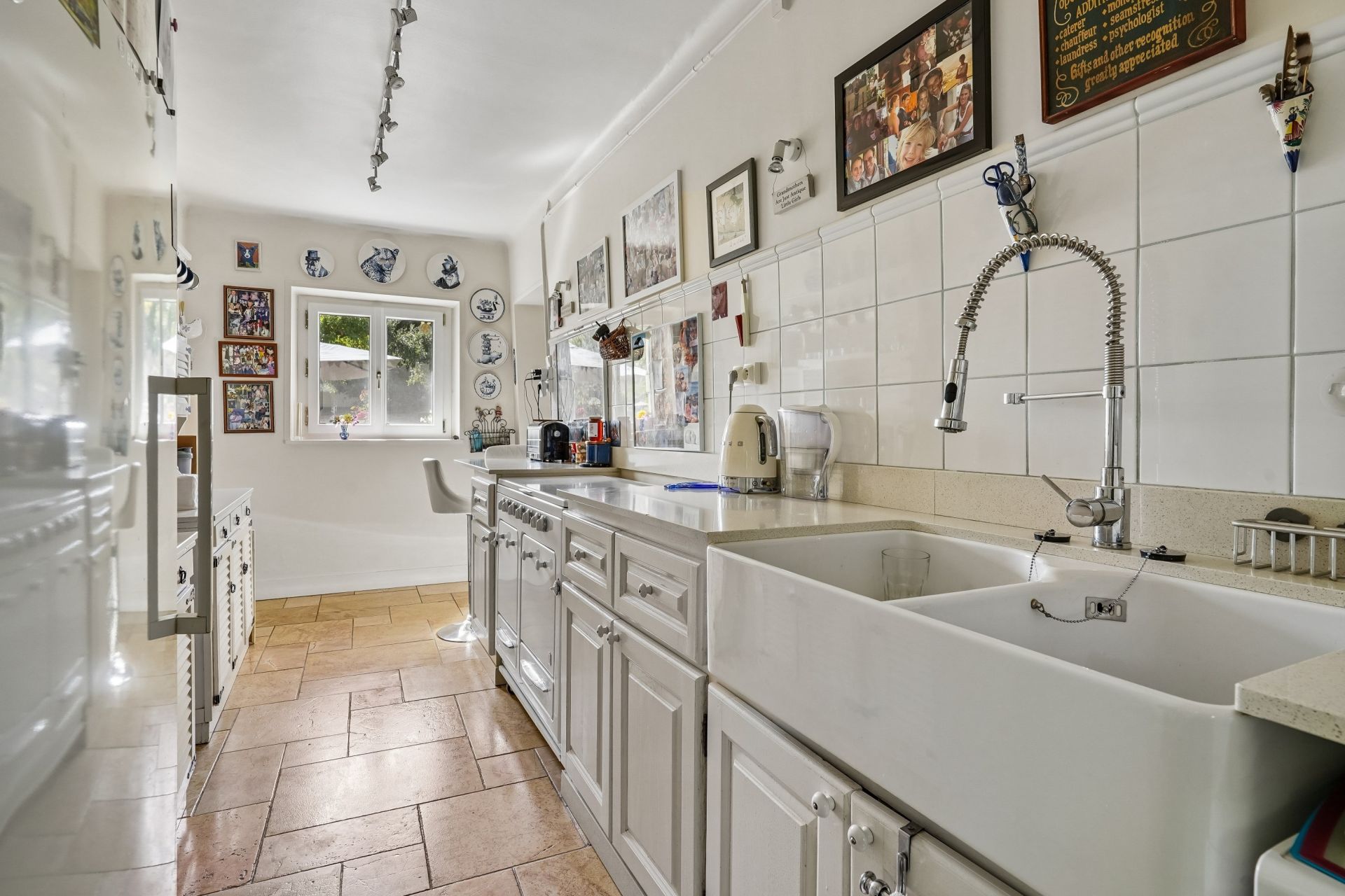 luxury house 7 Rooms for sale on POIGNY LA FORET (78125)