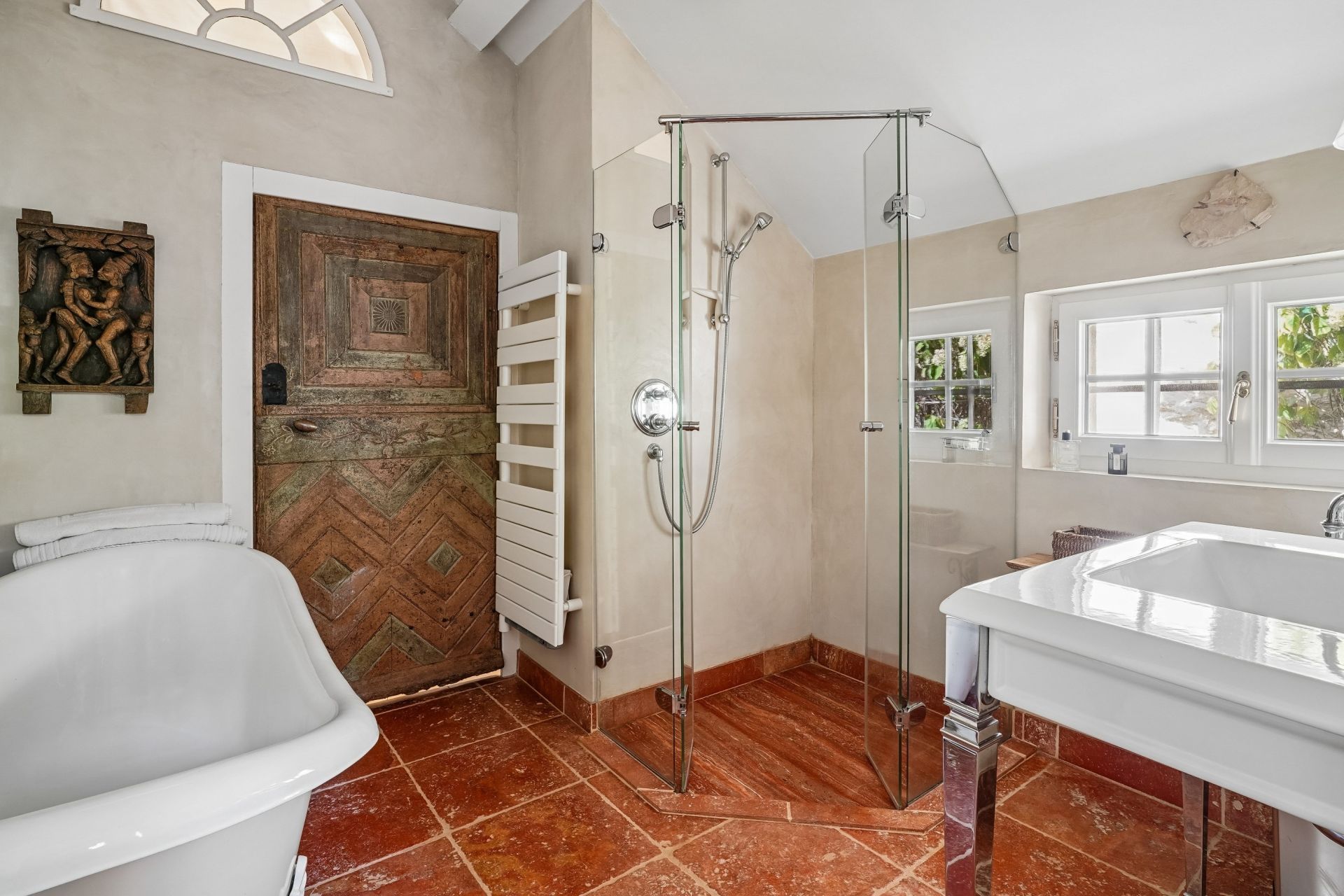 luxury house 7 Rooms for sale on POIGNY LA FORET (78125)