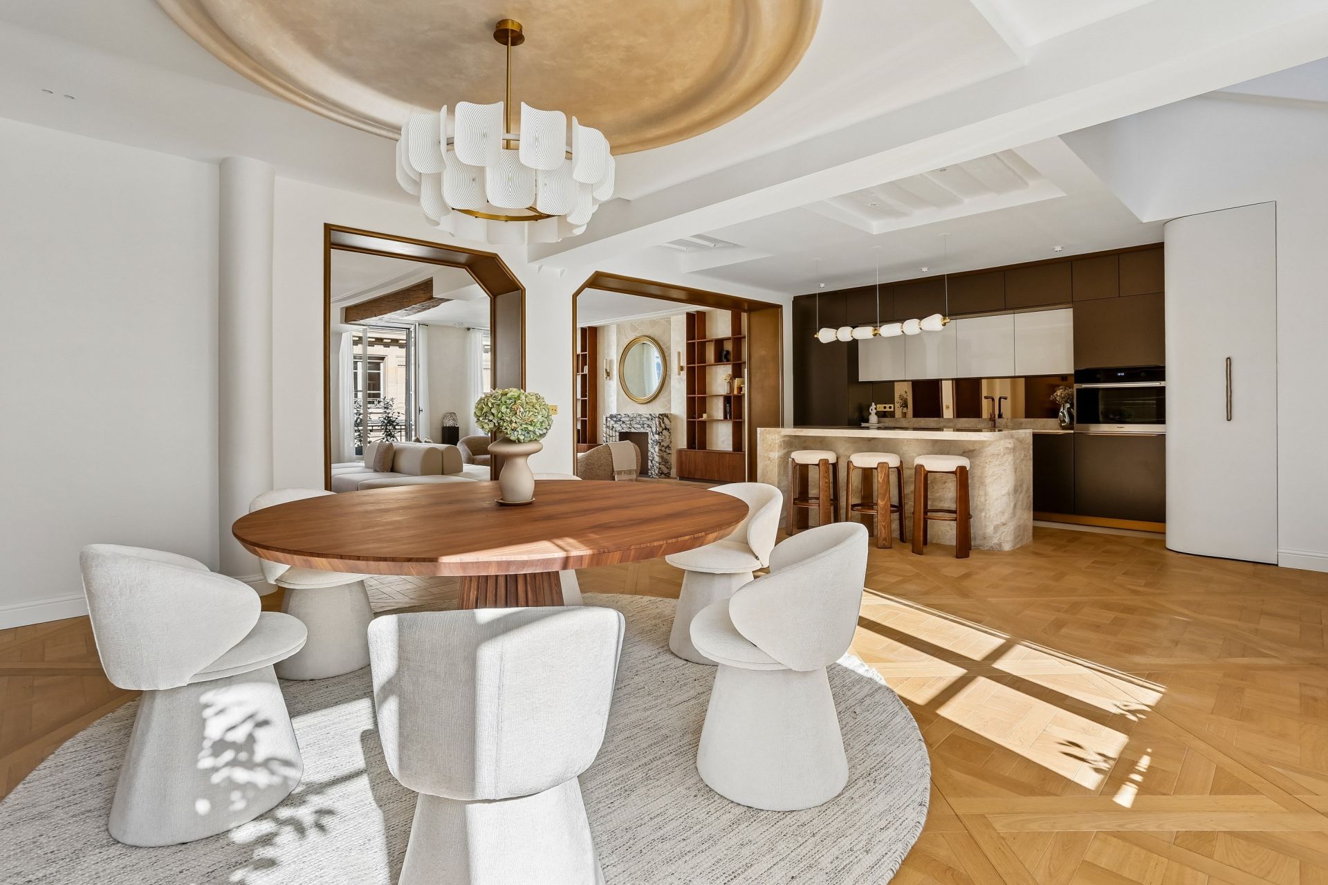 luxury apartment 6 Rooms for sale on PARIS (75001)