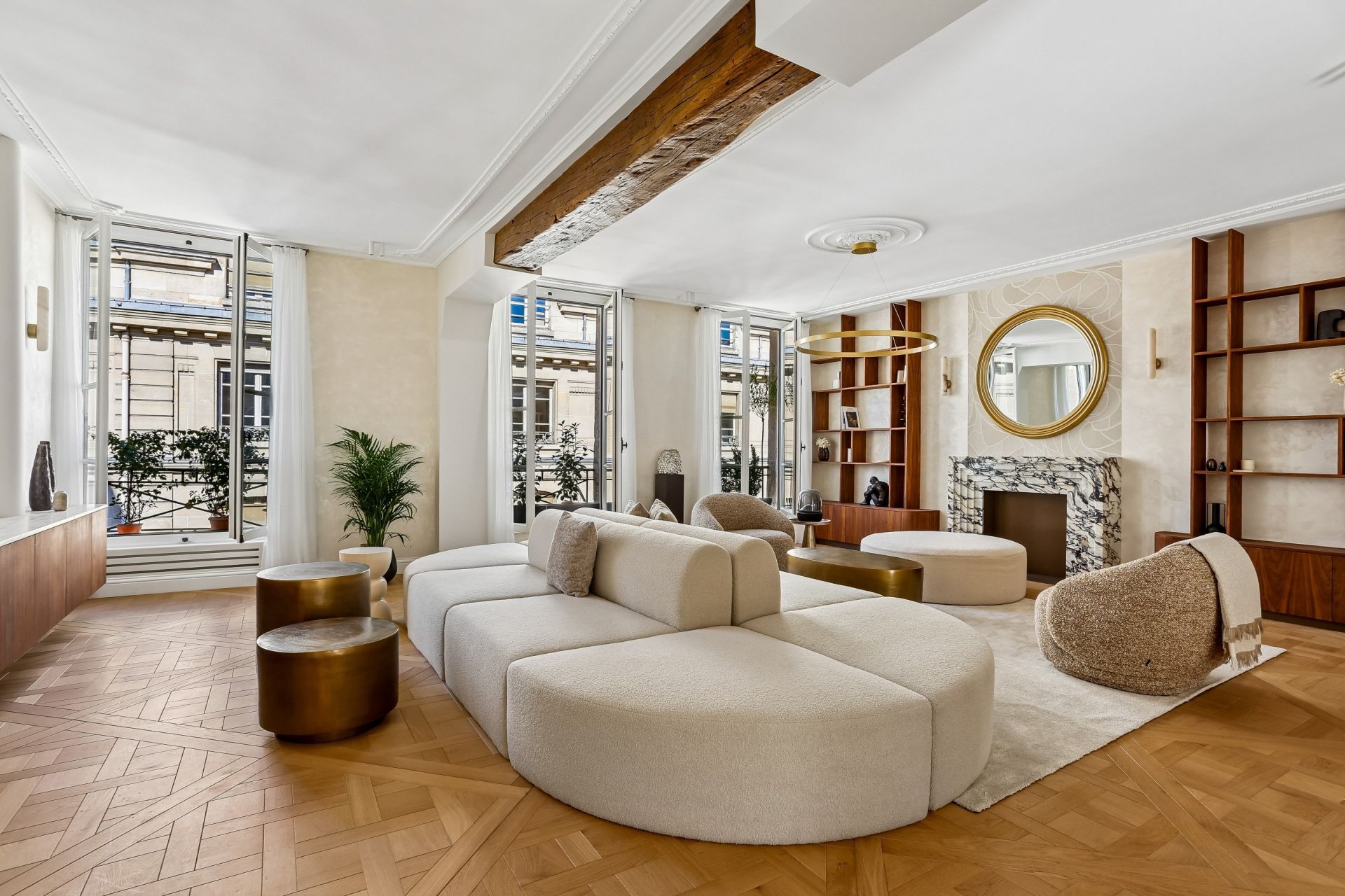 luxury apartment 6 Rooms for sale on PARIS (75001)