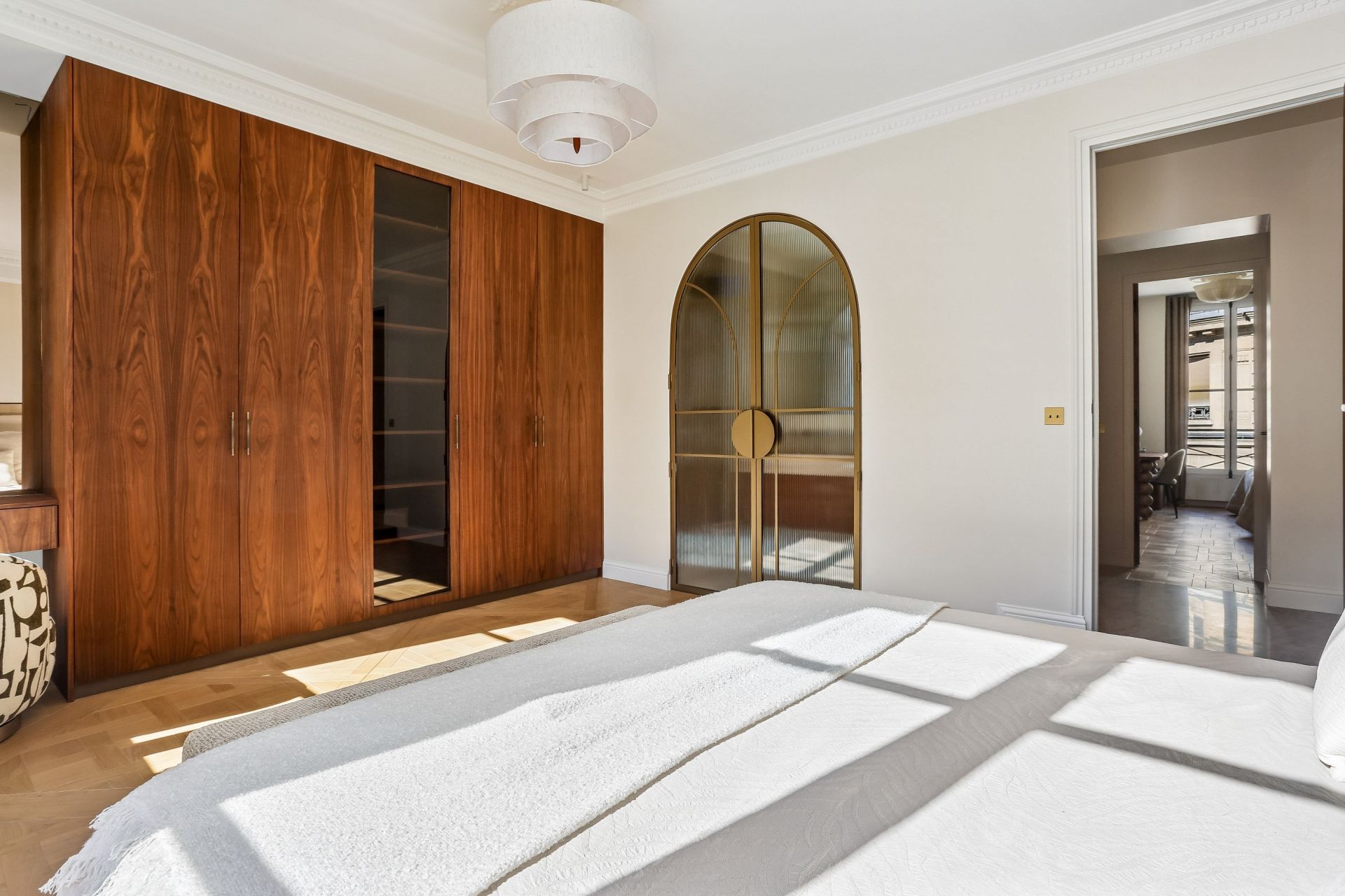 luxury apartment 6 Rooms for sale on PARIS (75001)