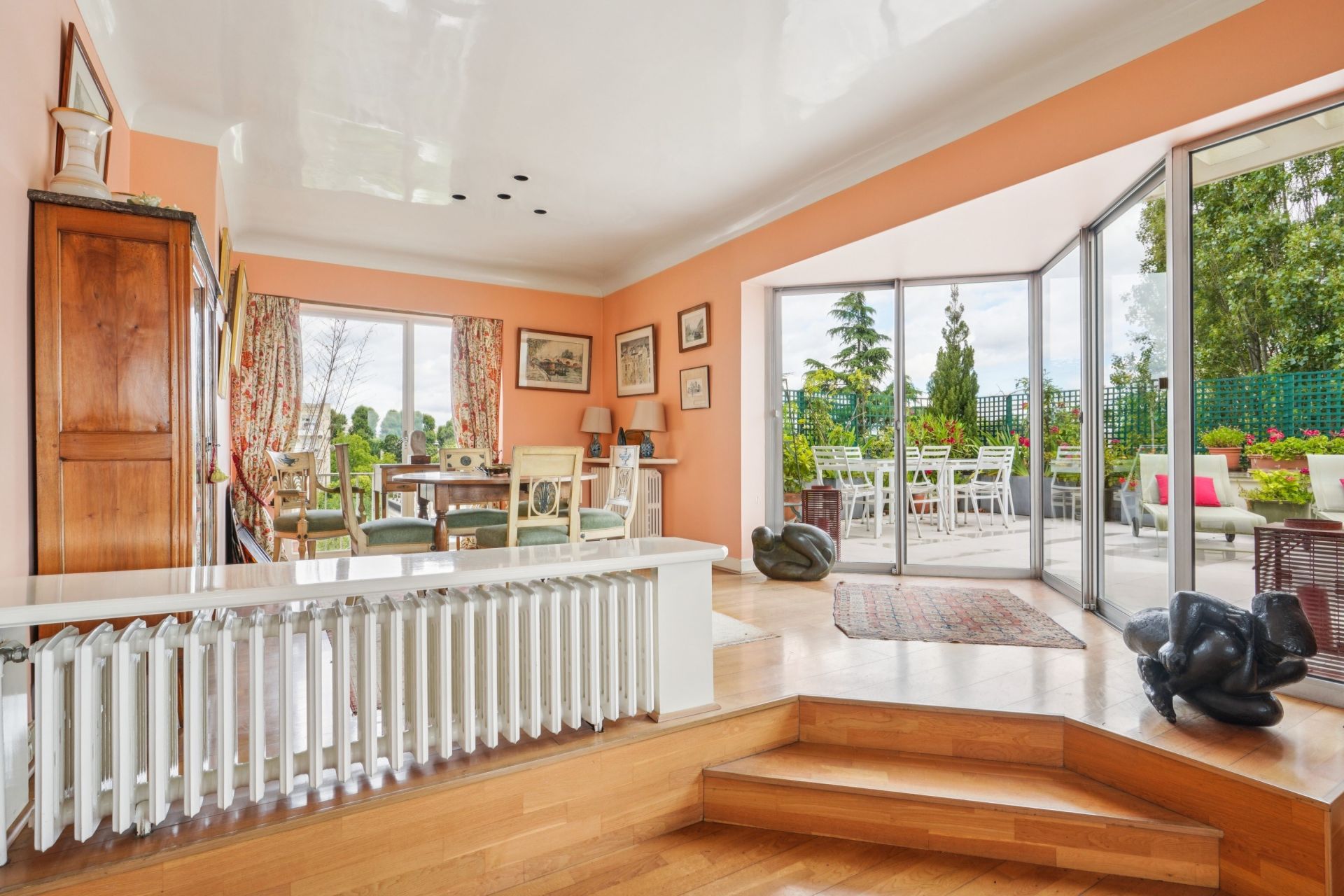 luxury apartment 6 Rooms for sale on NEUILLY SUR SEINE (92200)