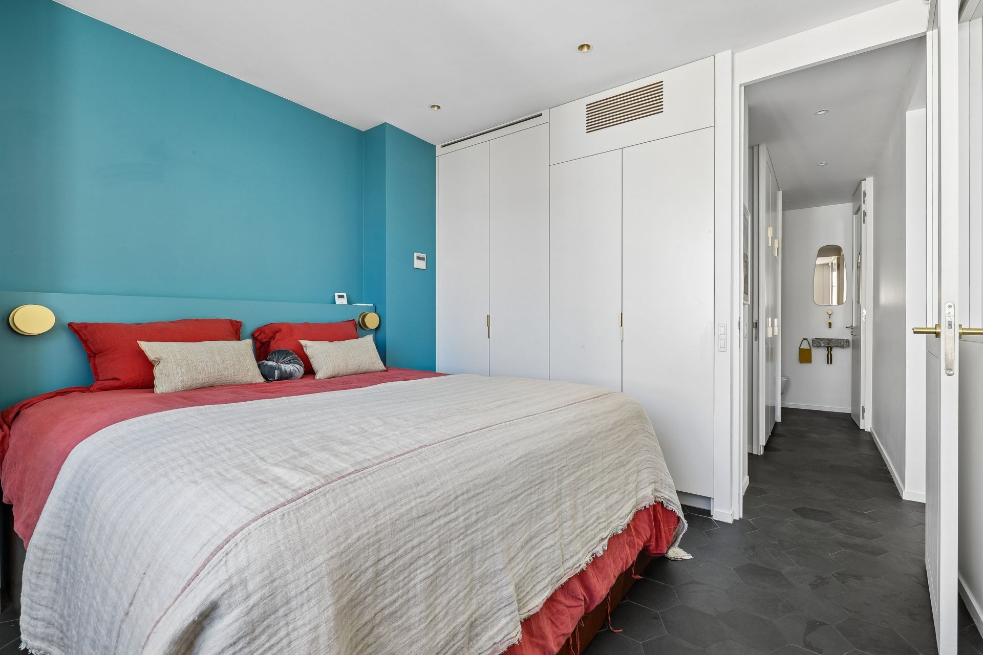 luxury apartment 2 Rooms for sale on PARIS (75004)