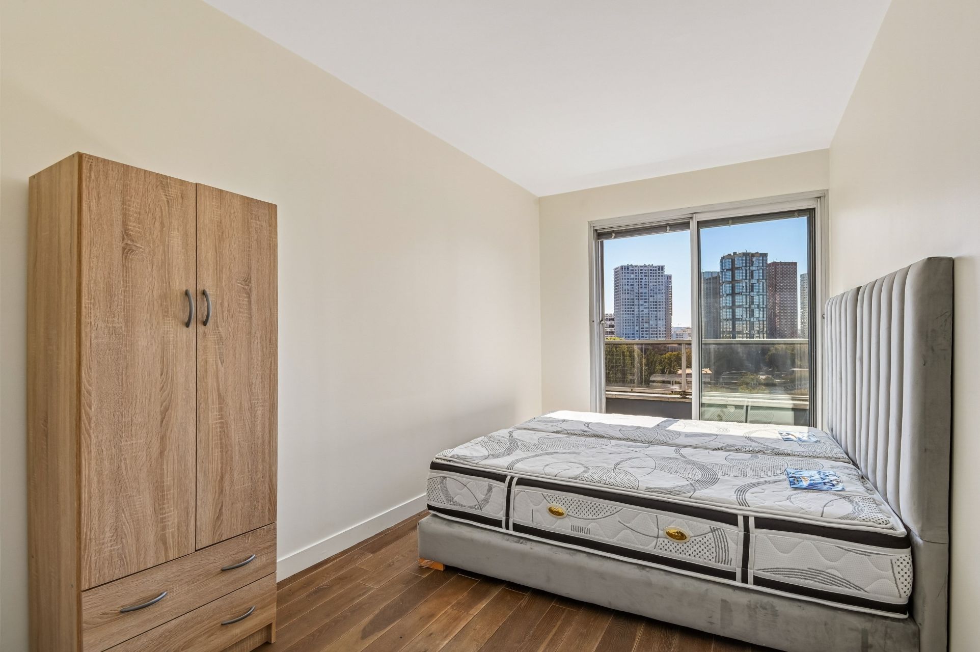 luxury apartment 3 Rooms for rent on PARIS (75016)