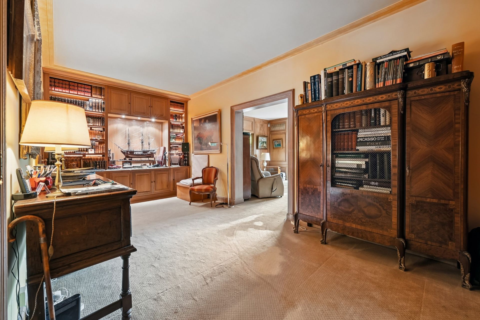 luxury apartment 5 Rooms for sale on NEUILLY SUR SEINE (92200)