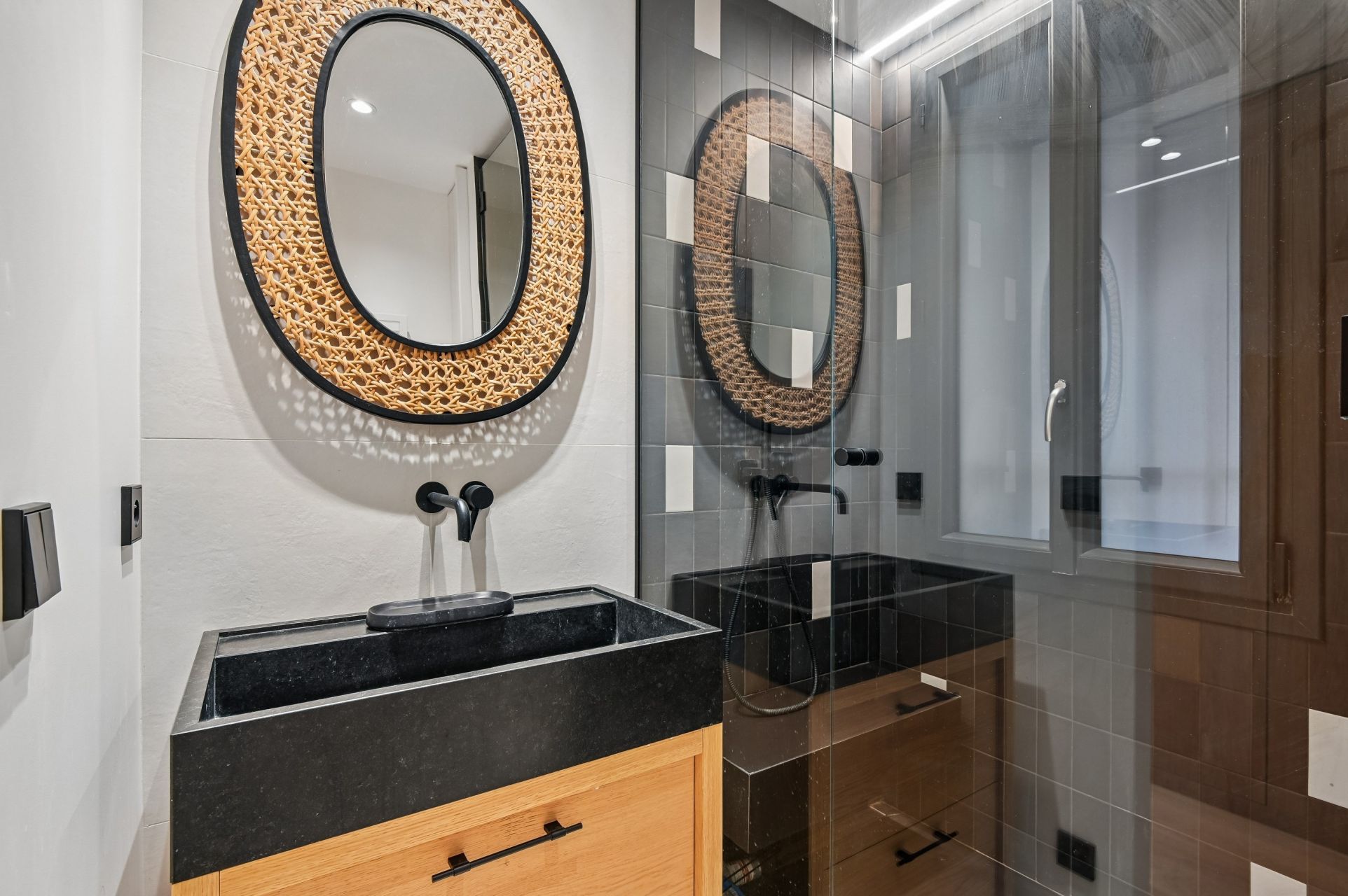 luxury apartment 2 Rooms for sale on PARIS (75016)
