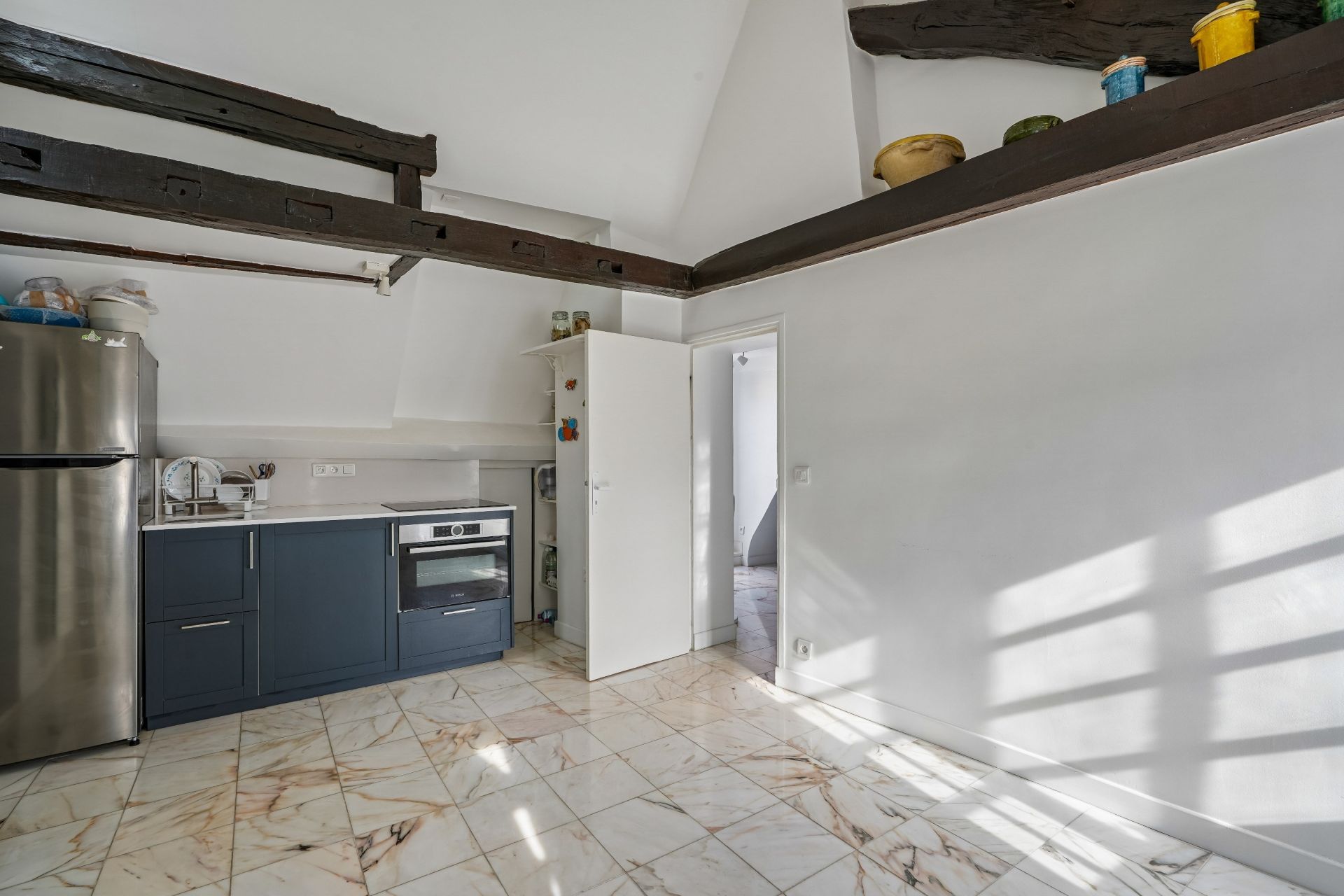 luxury apartment 4 Rooms for sale on PARIS (75004)