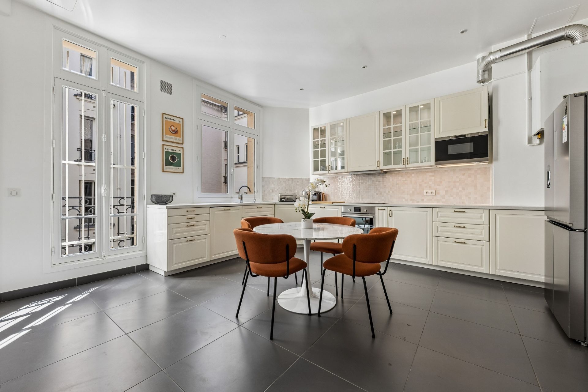 luxury apartment 8 Rooms for sale on PARIS (75007)