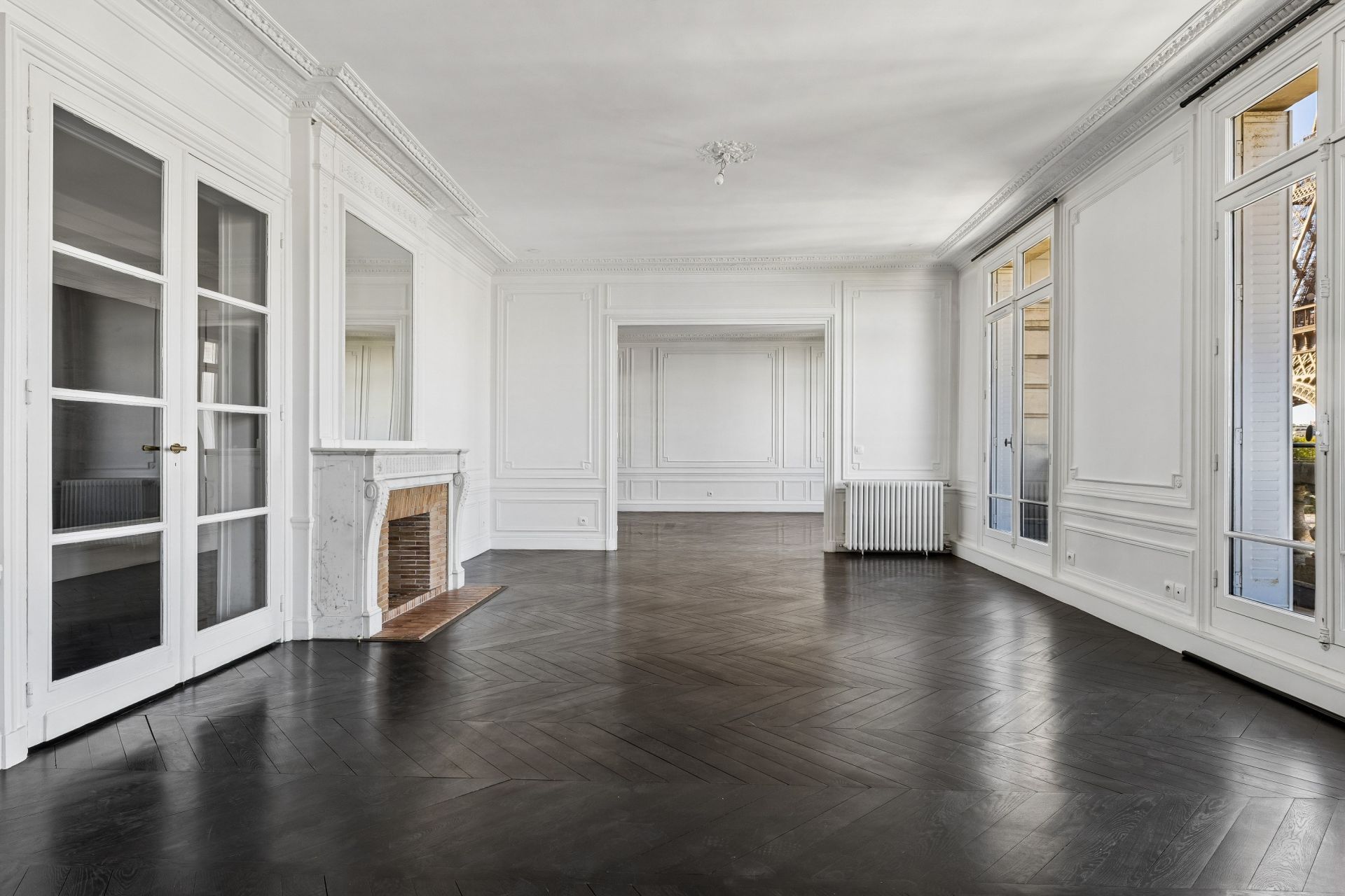 luxury duplex 15 Rooms for sale on PARIS (75007)