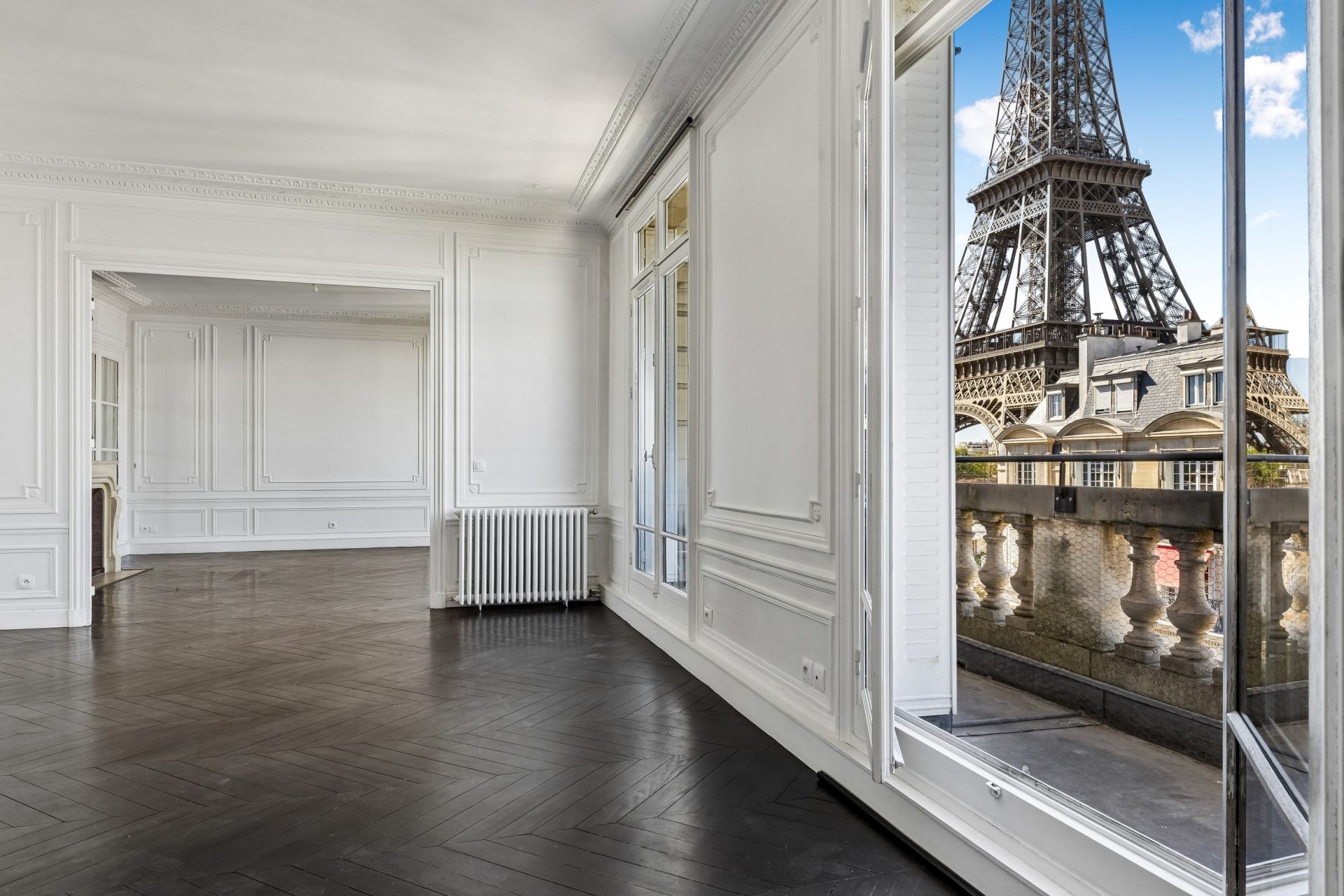 luxury duplex 15 Rooms for sale on PARIS (75007)