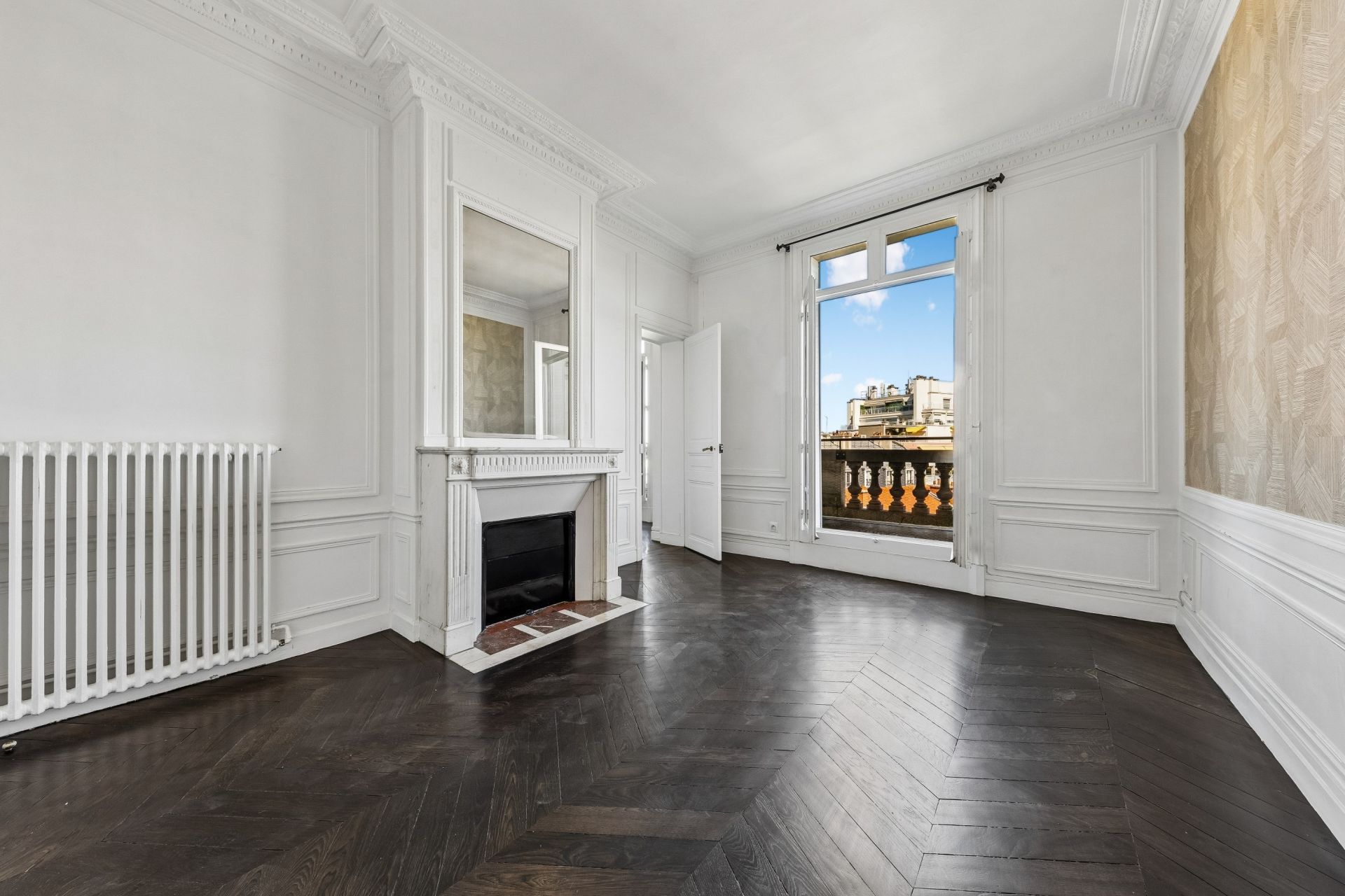 luxury duplex 15 Rooms for sale on PARIS (75007)