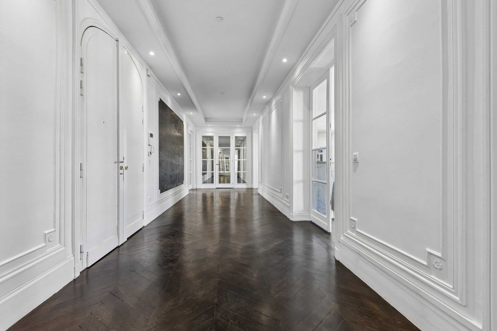 luxury duplex 15 Rooms for sale on PARIS (75007)