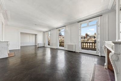 Sale Luxury duplex Paris 7 15&nbsp;Rooms 482&nbsp;m²