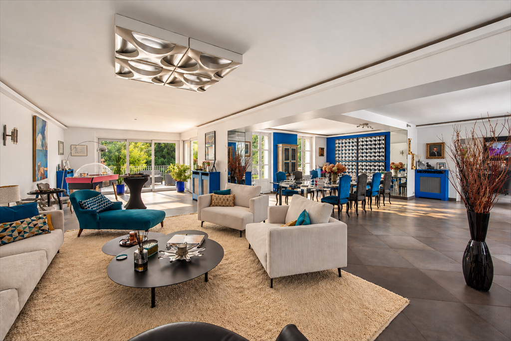 maison de luxe 11 Pièces en vente sur SEVRES (92310)