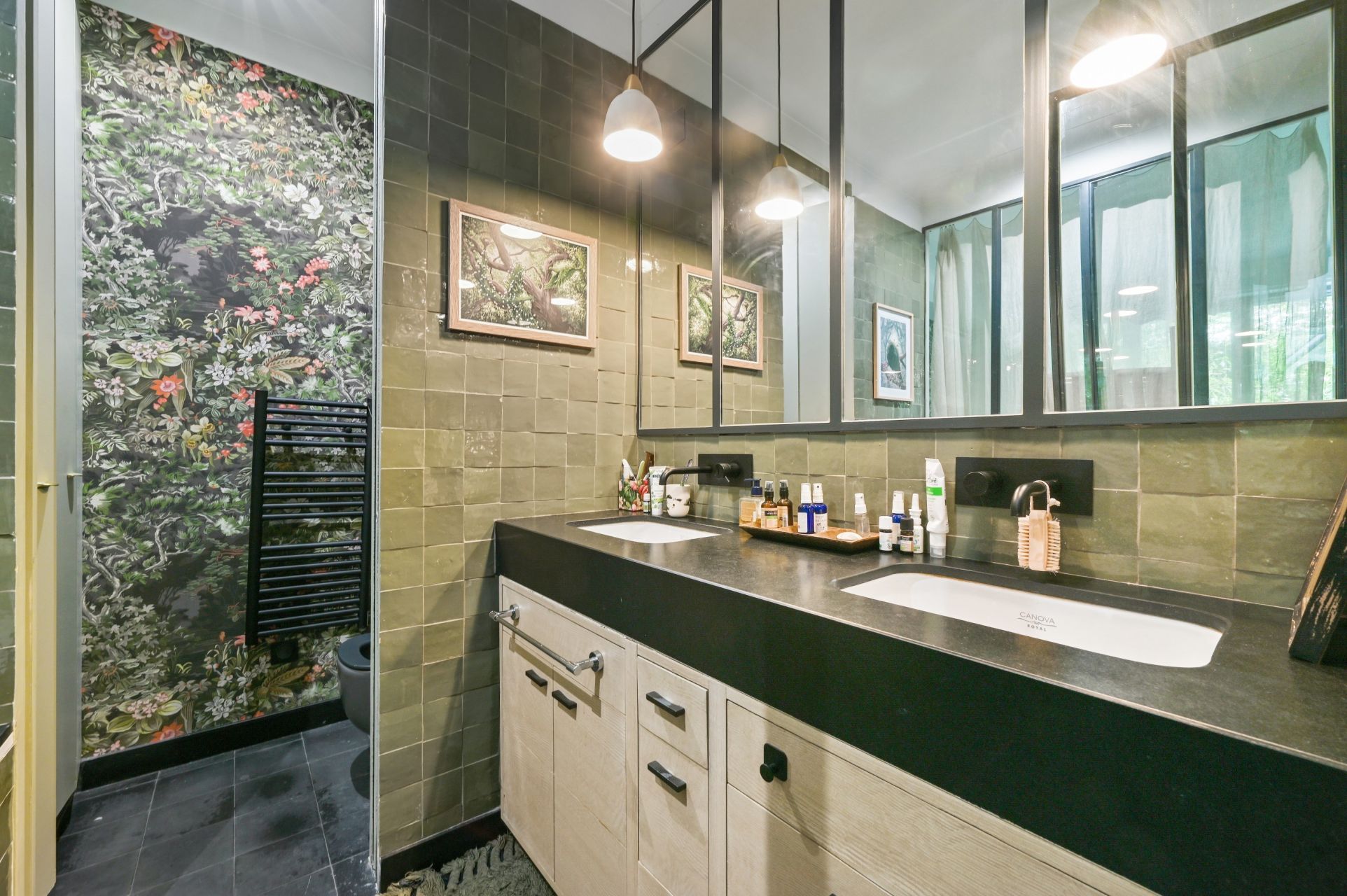 luxury apartment 4 Rooms for sale on PARIS (75016)