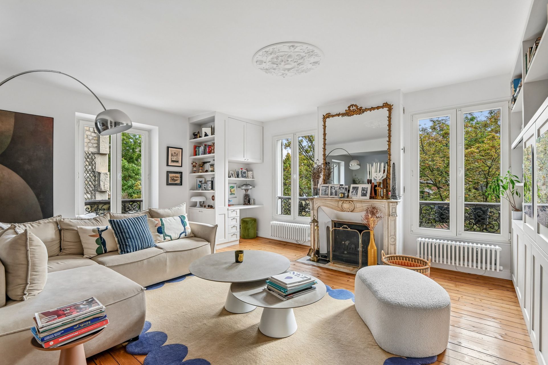 luxury apartment 4 Rooms for sale on PARIS (75016)