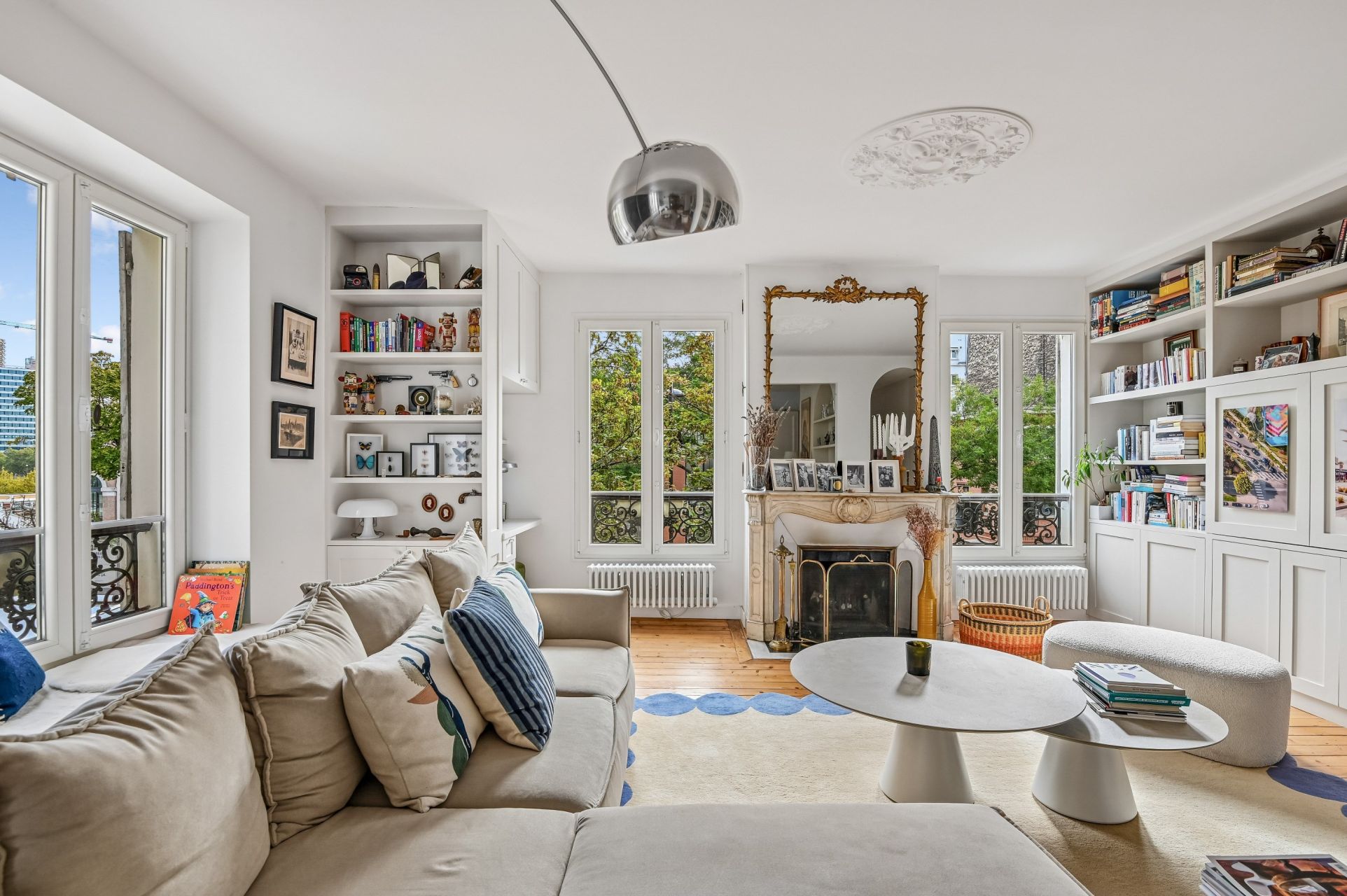 luxury apartment 4 Rooms for sale on PARIS (75016)