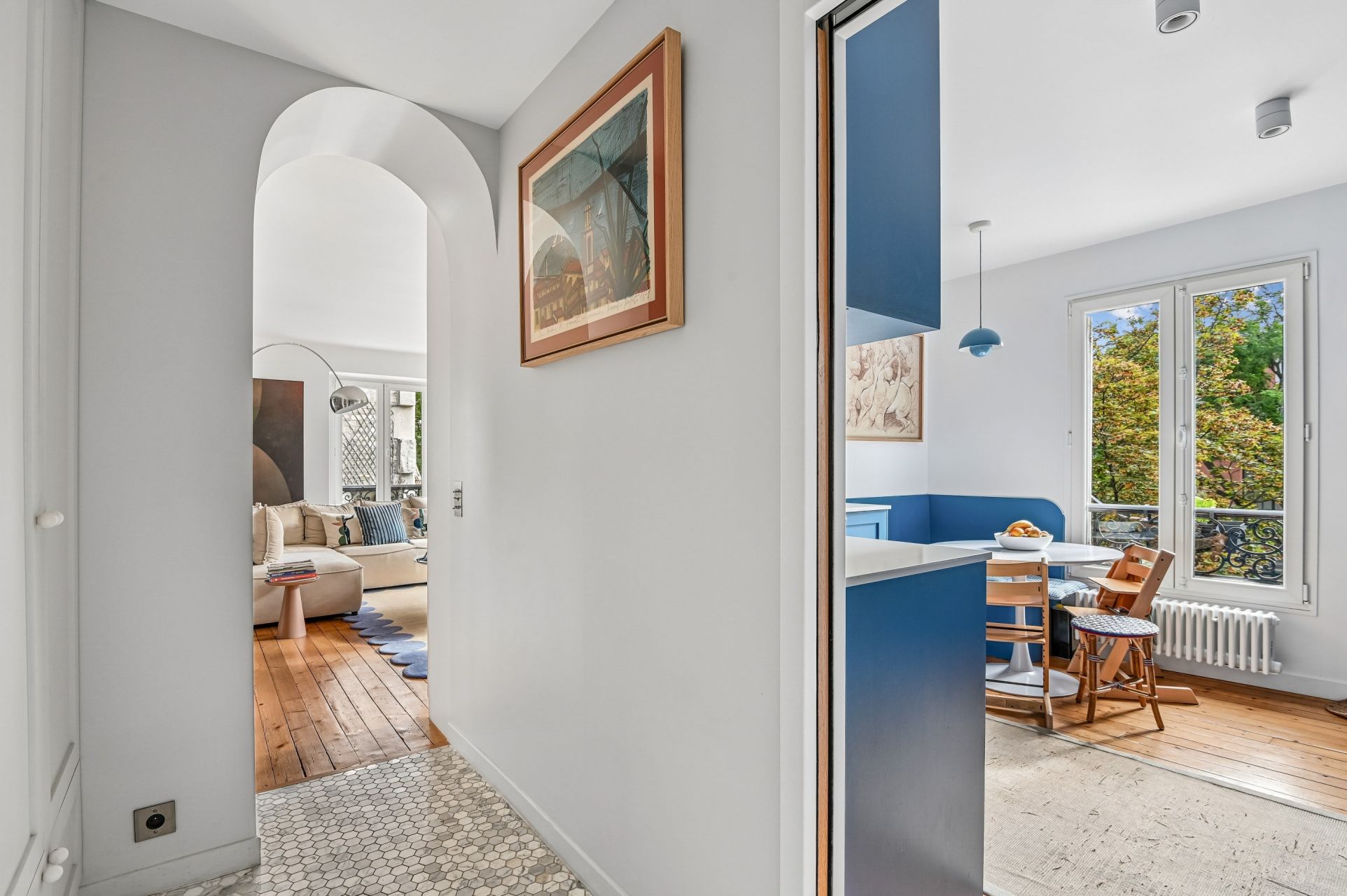 luxury apartment 4 Rooms for sale on PARIS (75016)