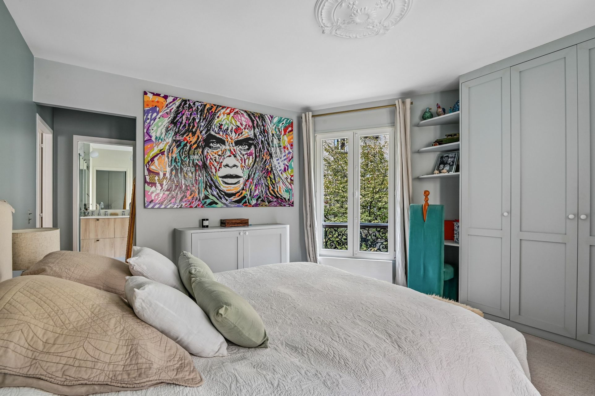 luxury apartment 4 Rooms for sale on PARIS (75016)