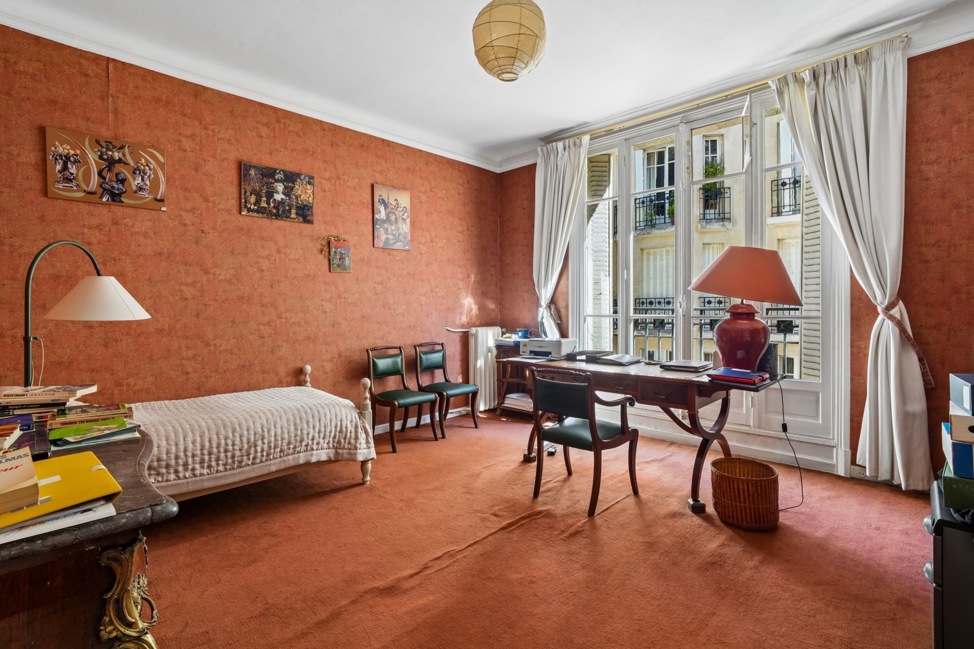 luxury apartment 8 Rooms for sale on PARIS (75116)