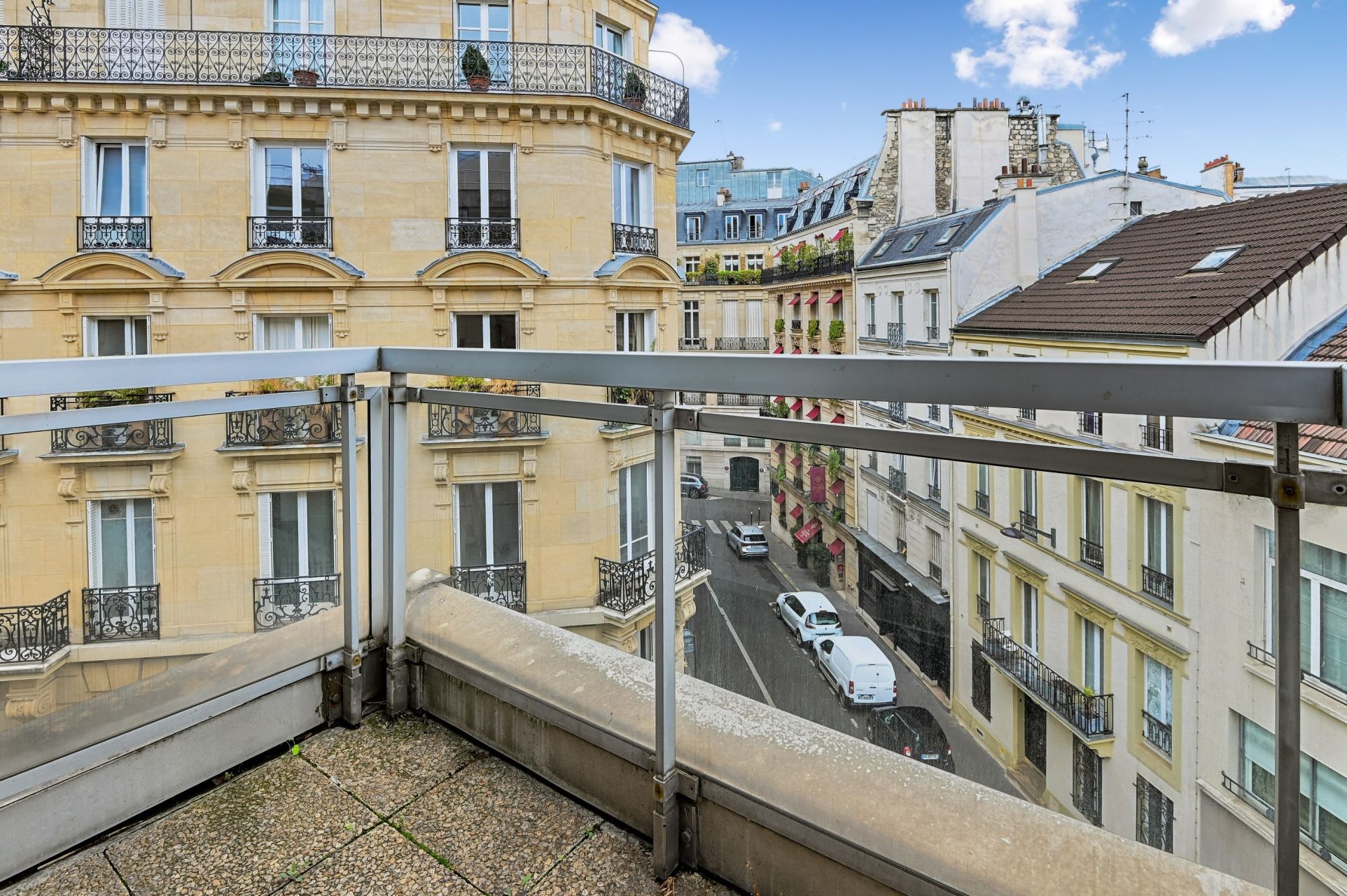 luxury apartment 3 Rooms for sale on PARIS (75016)