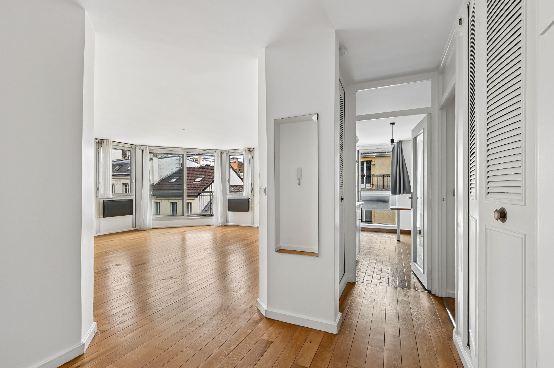 luxury apartment 3 Rooms for sale on PARIS (75016)