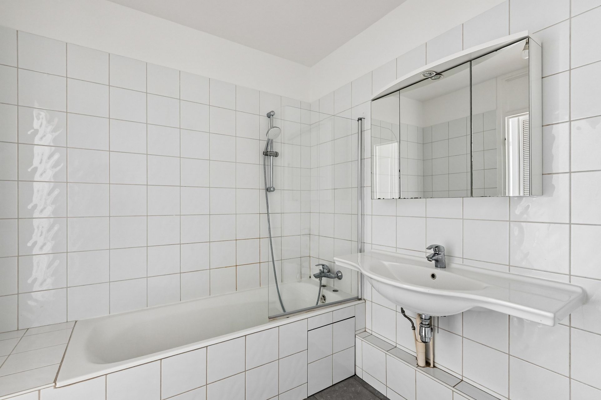 luxury apartment 3 Rooms for sale on PARIS (75016)