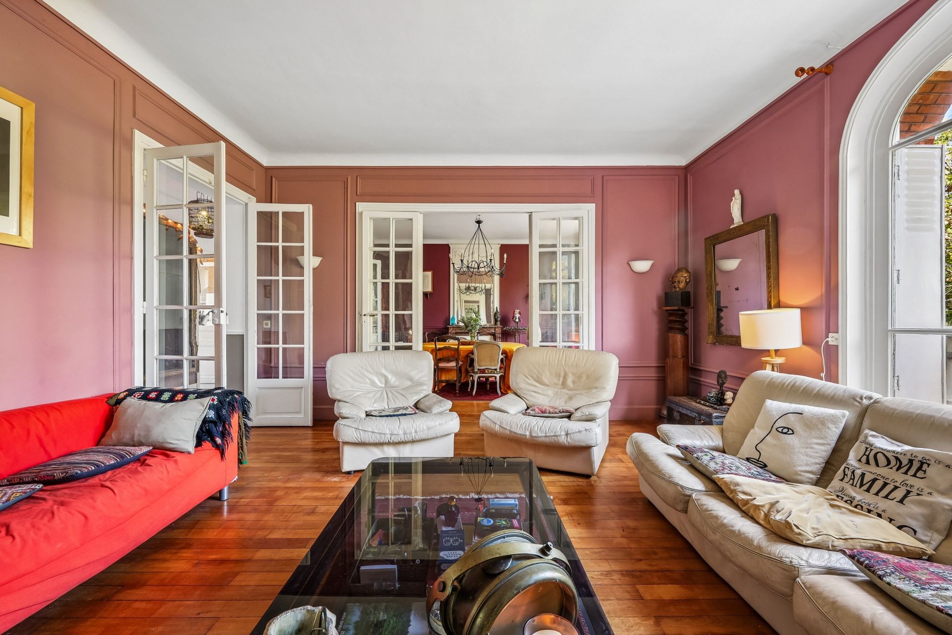 luxury house 9 Rooms for sale on CLAMART (92140)