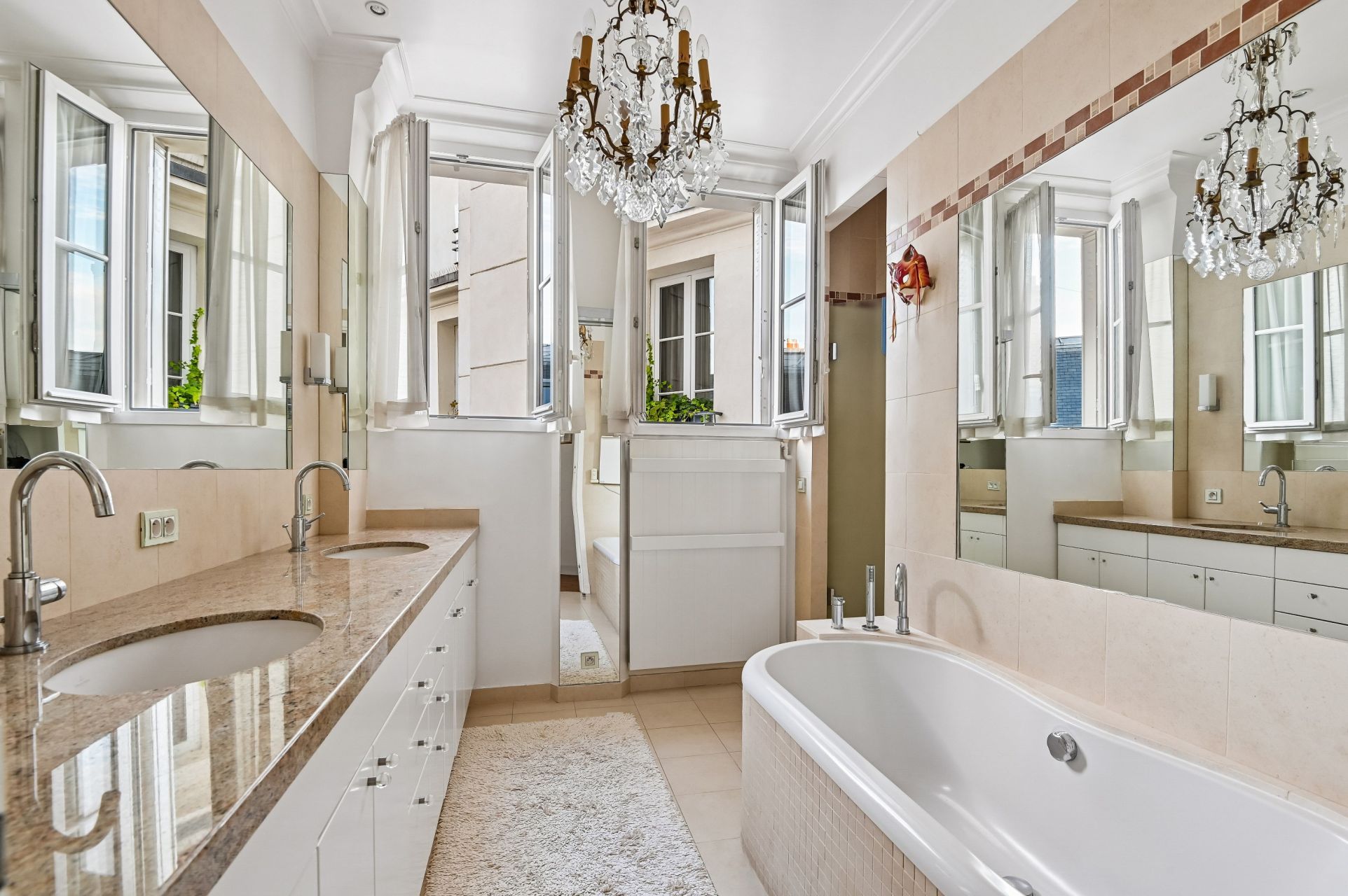 luxury apartment 9 Rooms for sale on PARIS (75007)