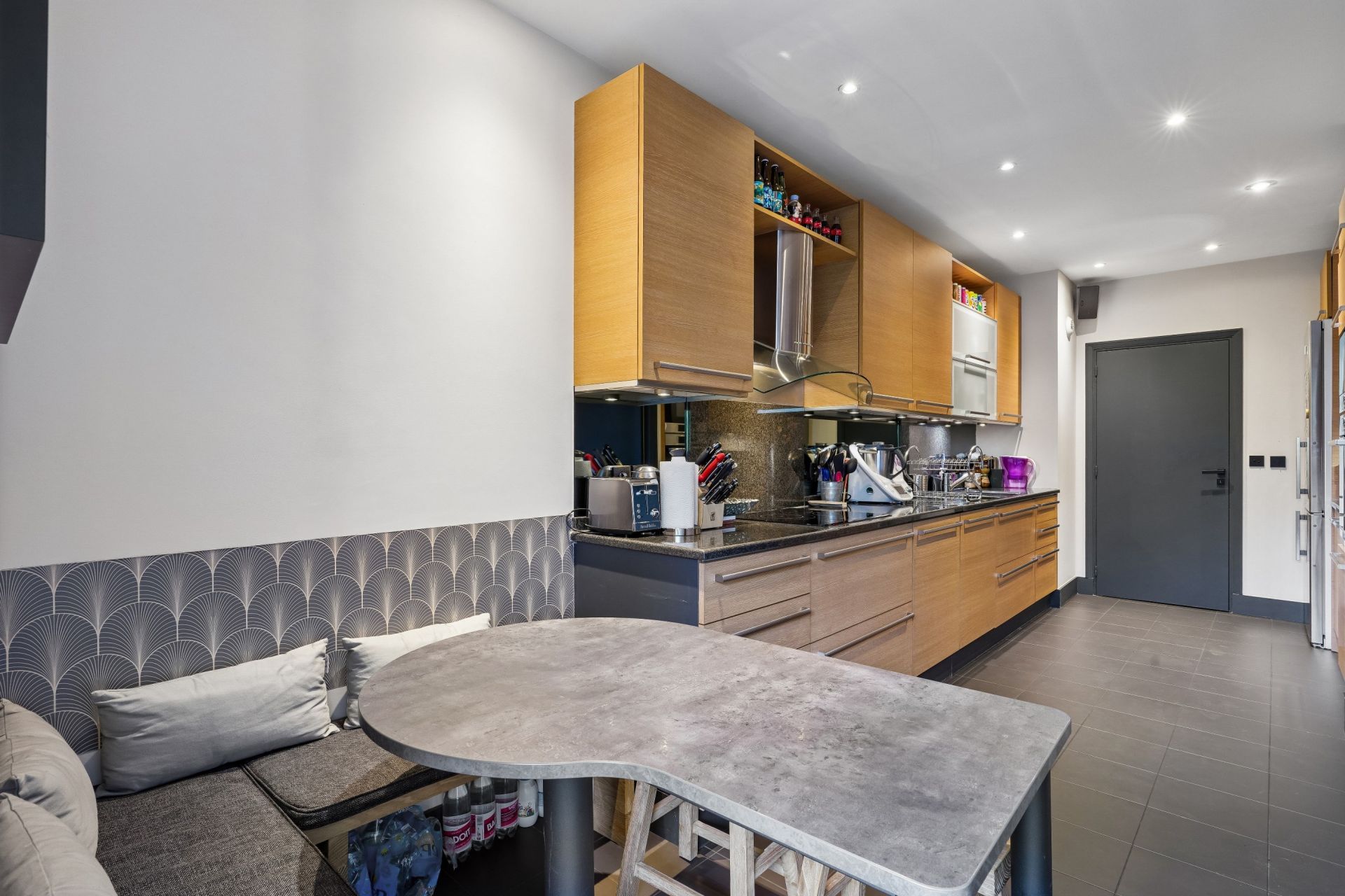 luxury apartment 5 Rooms for sale on NEUILLY SUR SEINE (92200)
