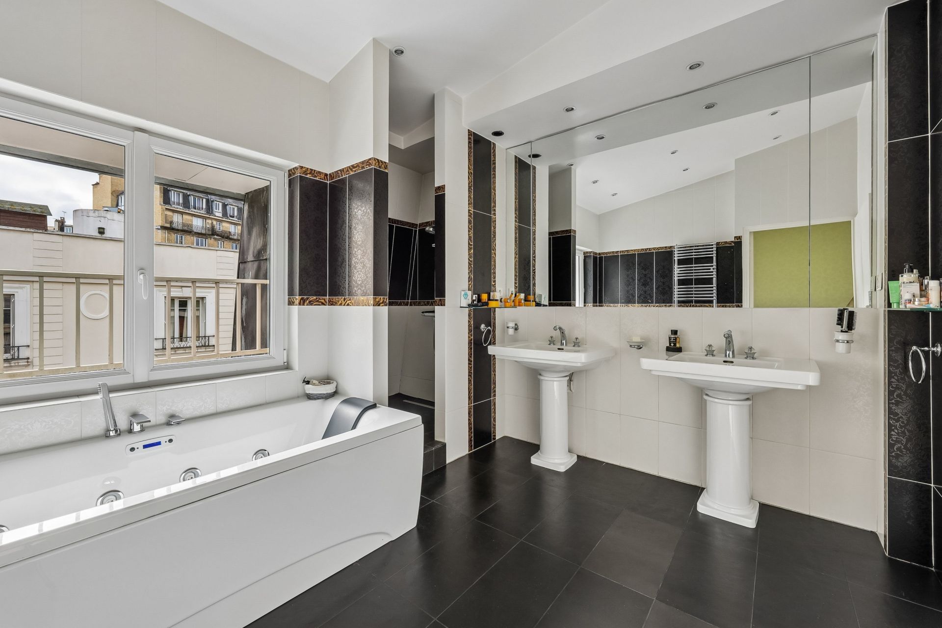 maison de luxe 9 Pièces en vente sur PARIS (75016)