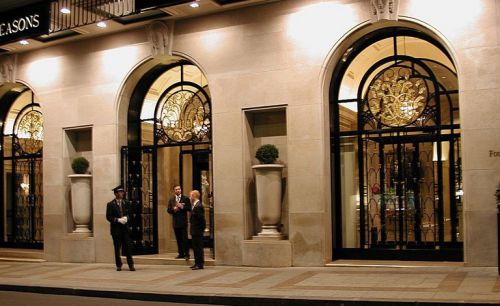 AVENUE GEORGE V