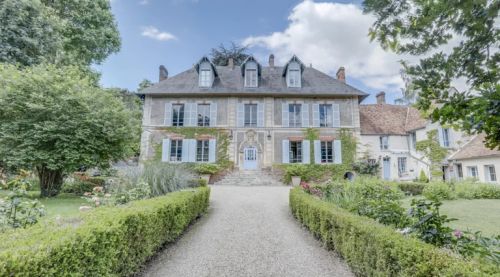 A Luxury manor house to buy in the Vexin
