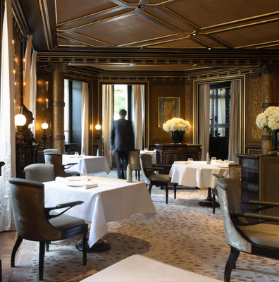 Nouveaux restaurants étoilés du Guide Michelin 2024 à Paris : Un festin de luxe pour les connaisseurs