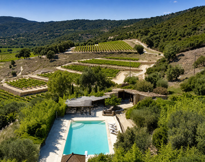 Le domaine de Johnny Depp et Vanessa Paradis dans le Var : ce qu'un bien de rêve invendu révèle sur l'immobilier d'exception