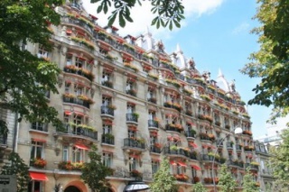 Hotel Montaigne Paris - Paris - Hotel WebSite