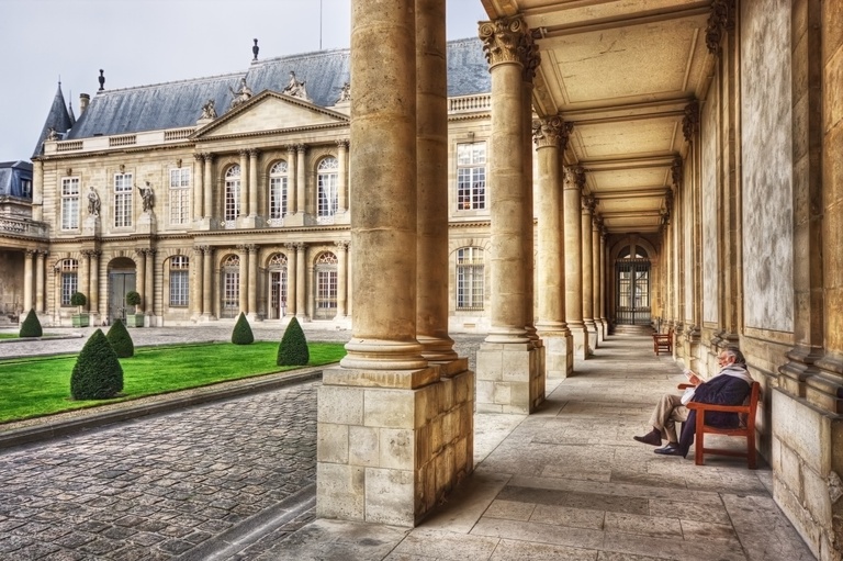 Votre agence immobilière de luxe au Marais